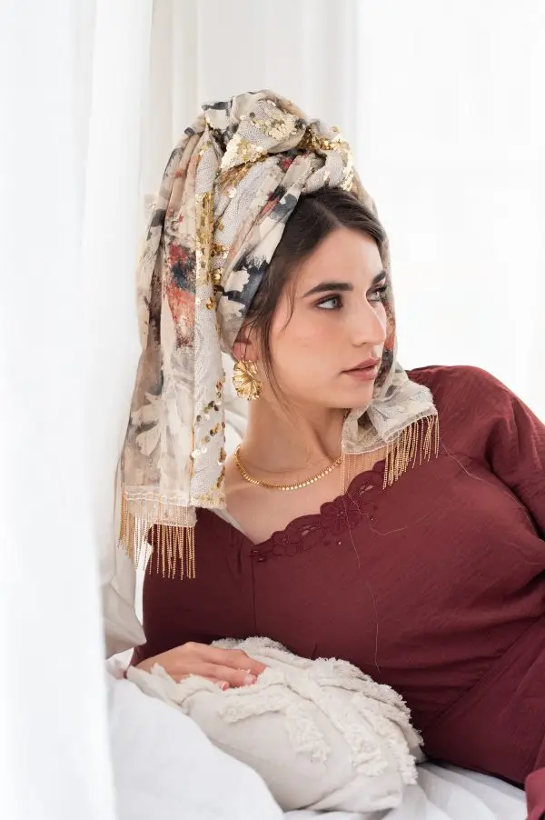 ⁦מטפחת נבדה⁩ – תמונה ⁦2⁩